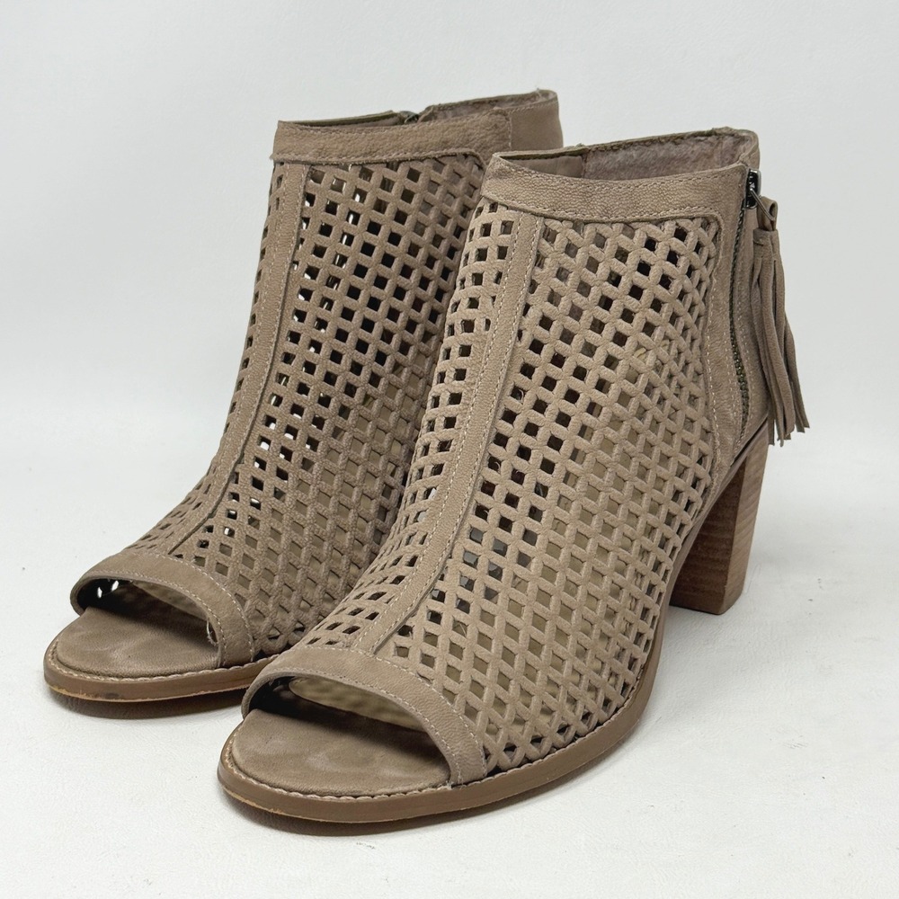 Vince Camuto Tresin Taupe Leather Laser Cut Peep Toe Tassel Booties 10M Hipster